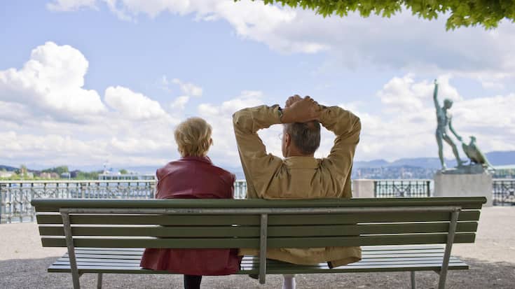 RENTNER, RENTNERIN, SENIOREN, SENIORIN, SENIOR, AELTERE FRAU, ALTE FRAU, AELTERE FRAUEN, ALTE FRAUEN, FRAU, FRAUEN, AELTERER MANN, ALTER MANN, AELTERE MAENNER, ALTE MAENNER, MANN, MAENNER, RENTENALTER, PENSIONSALTER, AHV, PAAR, EHEPAAR, AELTERES EHEPAAR, A