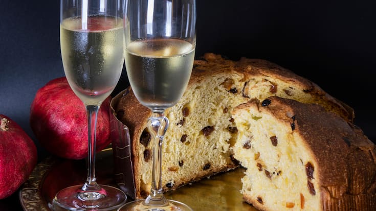<p>Allein in Italien werden vor Weihnachten schätzungsweise rund 110 Millionen Panettone verkauft. Zum Klassiker aus Sauerteig passen italienische Schaumweine.</p>