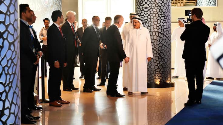 La Perle World Premiere