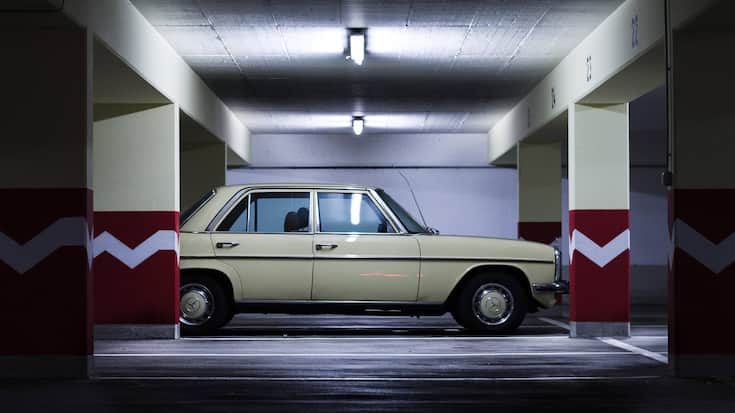 Auto Mercedes Tiefgarage