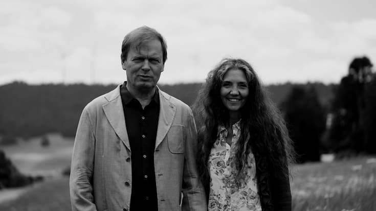 <p>Sylvie Villa und Mark Miehlbradt sind Wissenschaftler mit Elektronik-, Physik- und Mikrotechnik-Hintergrund.</p>