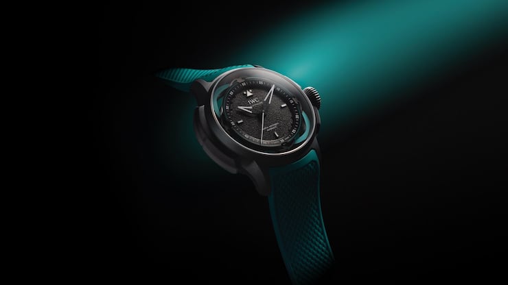 Toto Wolff Wearing the Big Pilotâs Watch Shock Absorber XPL Toto Wolff x Mercedes-AMG PETRONAS Formula Oneâ¢ Team (Ref. IW356201)