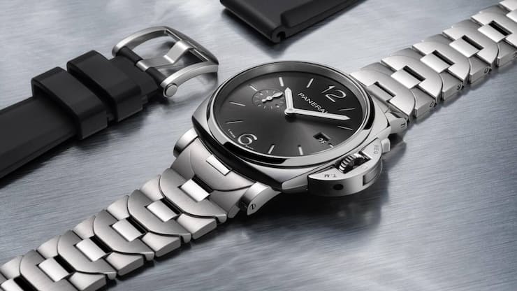 Panerei, new metal bracelet 