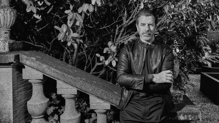 Andreas Caminada mit der Big Bang Unico All Black Schloss Schauenstein – alles in Schwarz.