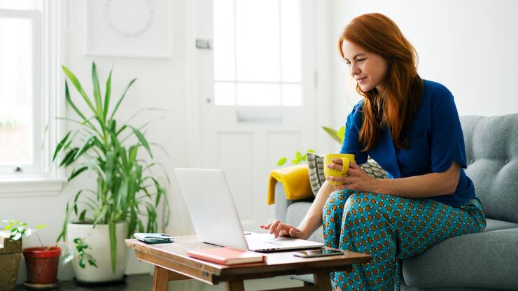 Frauen setzen beim Investieren oft auf heimische Märkte: Kann das eine Erfolgsstrategie sein?