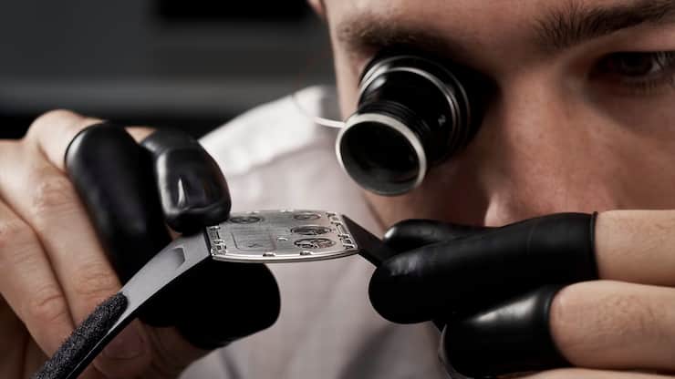 Dieser neue ultradünne Zeitmesser ist nur 1,75 mm dick 