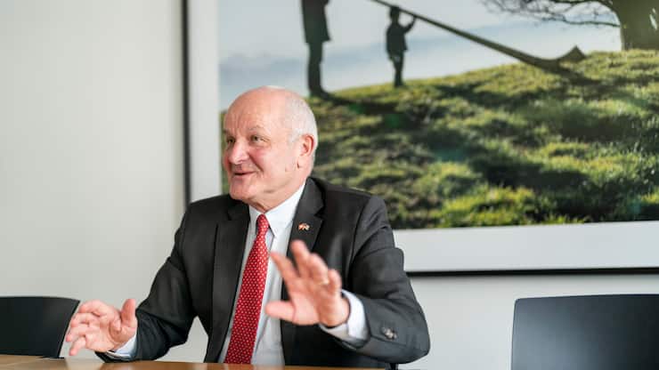 Guter Rat BCG-Chef Joachim Stephan (l.) fragte ­Martin Naville an für eine Rückkehr ins Consulting.