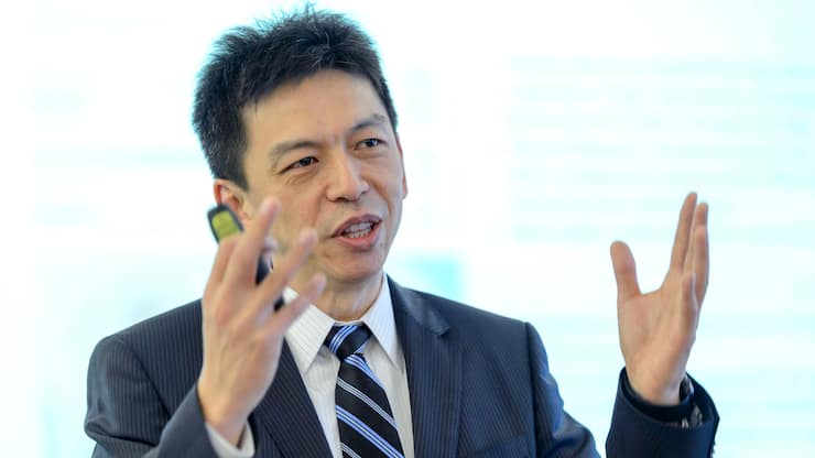 Präsident Calvin Grieder und CEO Frankie Ng (im Bild) ­steuern mit SGS besseren Zeiten entgegen.