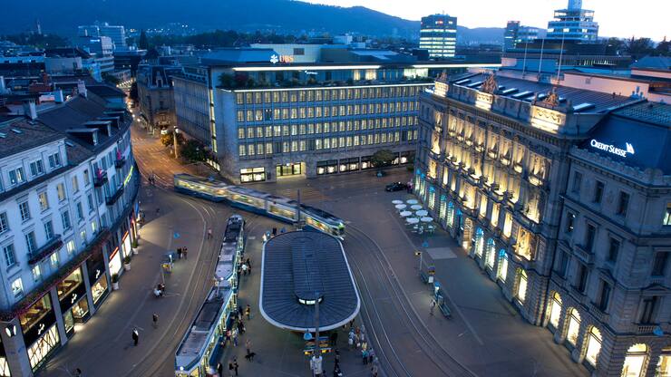 ParadeplatzIm Unternehmer-Lager überwiegt die Skepsis zur CS-Übernahme.