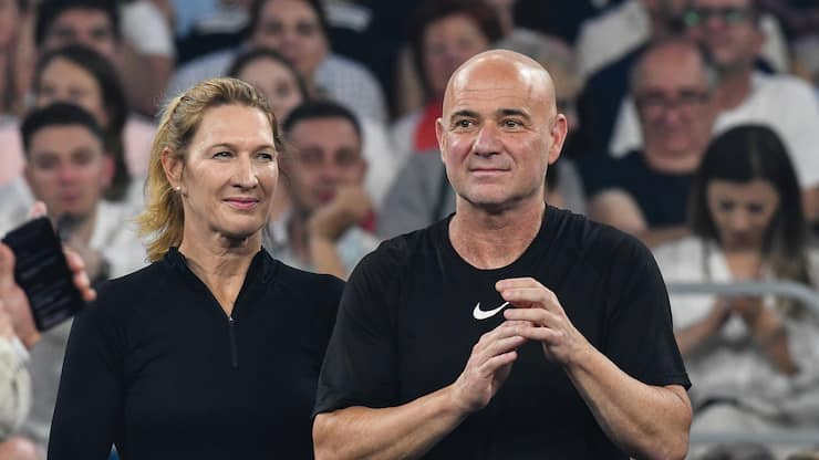 Discount statt Marke Sie sind seit über 20 Jahren verheiratet. Nun hofft Lidl, dass Steffi Graf und Andre Agassi die Sport-Eigenmarke zum Fliegen bringen.