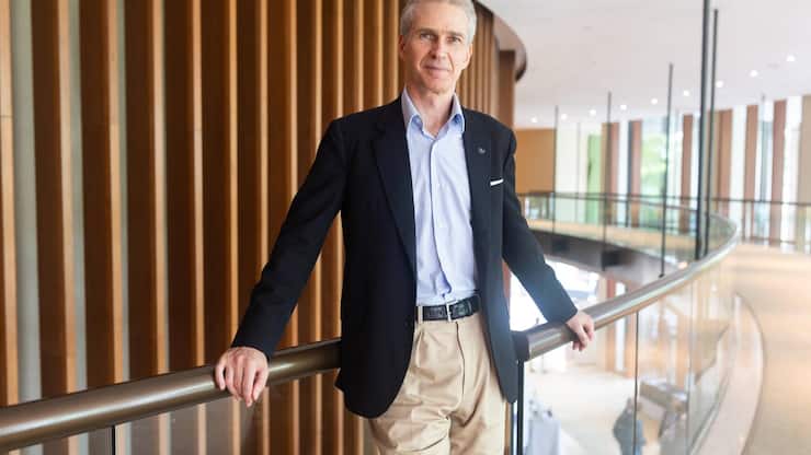 BIL 01/25 MdM Christian Kaelin KA$?lin Henley