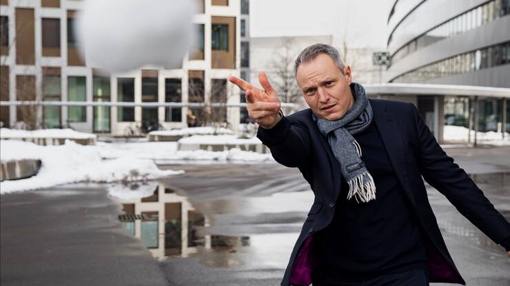 Patrick Amstutz, CEO des Medikamentenentwicklers Molecular Partners, vor dem Firmensitz in Schlieren. ( Weiterverwendung nur mit Genehmigung von Patrick Amstutz/Molecular Partners)