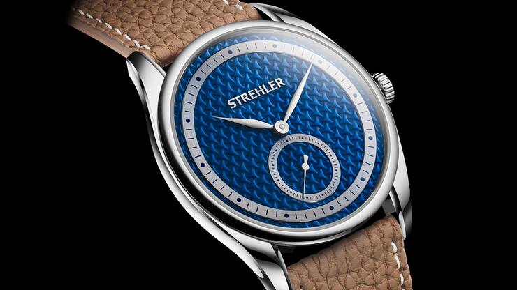 Uhrmodell Sirna mit blauem Zifferblatt von Andreas Strehler