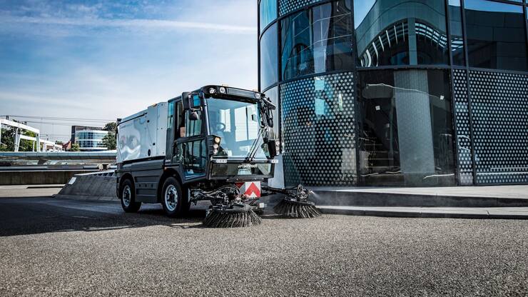 BIL 06/22 Start Aebi Schmidt