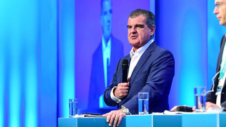 InnoTrans 2022 Opening Ceremony; Panel Discussion; The Future of Mobility in times of climate change; Peter Spuhler; *** Local Caption *** InnoTrans 2022 Opening Ceremony; Panel Discussion; The Future of Mobility in times of climate change; Peter Spuhler;