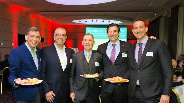 Christoph Lang, Geschäftsführer, Flughafenregion Zürich; Thomas Schärer, CEO & VRP, Opera AG; Thomas W. Schreper, Managing Partner, Global M&A Associates GmbH; Marc Wallach, Managing Partner, Global M&A Associates GmbH; François Radin, CEO & VRP, Green Motion SA
