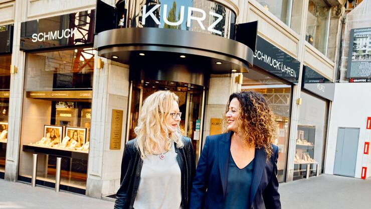 Christine Stucki und Doris Mancari (r.), Kurz-CEO