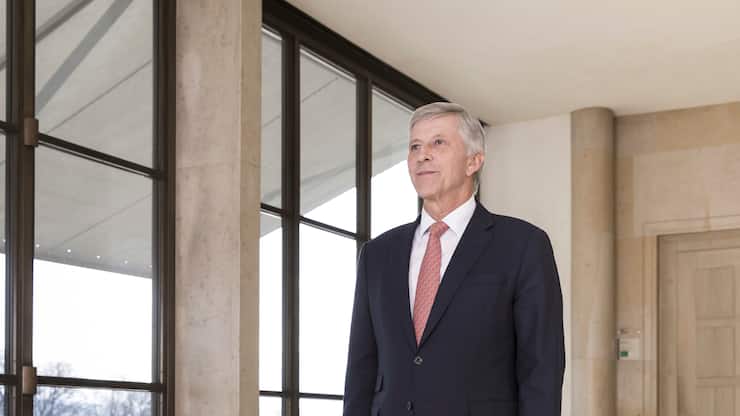 Rolf Dörig ist ein Schweizer Manager. Er ist Verwaltungsratspäsident der Swiss-Life-Gruppe und der Adecco.