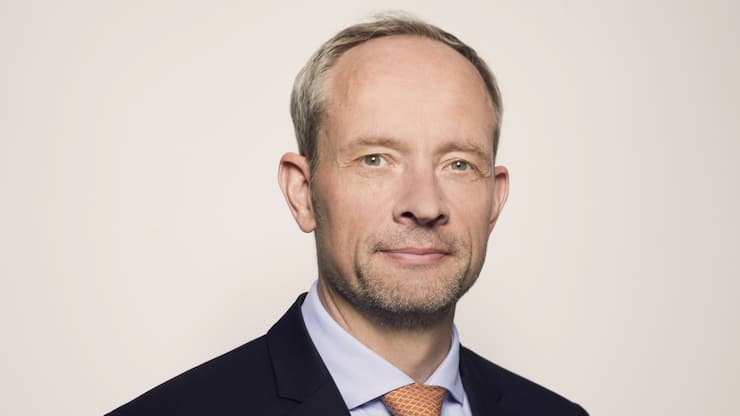 Stefan Risse ist beim Deutschen Value-Investor Acatis Kapitalmarktstratege. Sein Buch «Die Inflation kommt» erschien bereits im Sommer 2021, kurz vor der Teuerung.