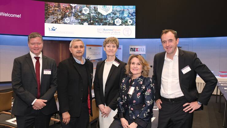 Die Referenten:Christopher McCormick, Executive Vice President, EF Education First;Bazmi Husain, CTO, ABB;Susanne Ackum, Chair, Future Work Forum;Simona Scarpaleggia, Head of the global initiative "The Future of or Work",  IKEA;Christohpe Catoir, Head of France and Northern Europe, The Adecco Group