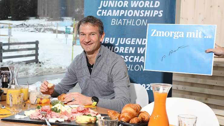 Zmorgamit Michael Hartweg (Biathlon-Arena-Erbauer), zur Biathlon-Junioren-WM im Januar 2020, fotografiert am 16.12.19.Bild Philipp Baer