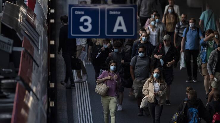 SCHWEIZ CORONAVIRUS VERKEHR SCHUTZMASKENPFLICHT