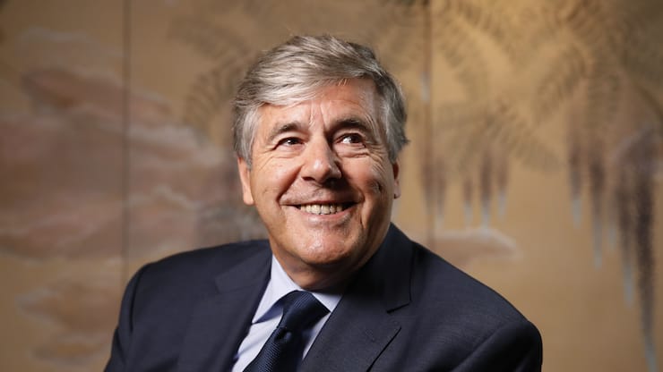 Josef Ackermann, former chief executive officer of Deutsche Bank AG, poses for a photograph ahead of a Bloomberg Television interview in Zurich, Switzerland, on Monday, Sep. 3, 2018. Ackermann, a 70-year-old Swiss national, oversaw Deutsche Bank?s investment-banking arm before becoming the first non-German to lead the nation?s largest lender in 2002. Photographer: Stefan Wermuth/Bloomberg