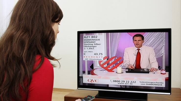 woman is looking homeshopping tv - 03.02.2009    (Photo by Anke Thomass/ullstein bild via Getty Images)