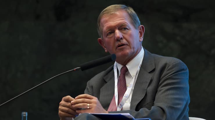 ANKARA, TURKEY - SEPTEMBER 03: Chairman of SEB Marcus Wallenberg gives a speech during the Business 20 (B20) Turkey Summit at TOBB headquarters on September 03, 2015 in Ankara, Turkey. (Photo by Aykut Unlupinar/Anadolu Agency/Getty Images)