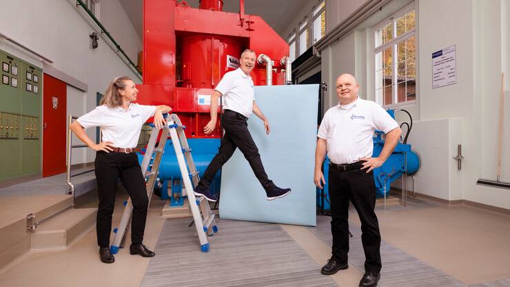 Einen Schrittvoraus: Christine Tanner, Rudolf Tanner und Peter Frei (v.l.) erkennen Defekte früher als andere.