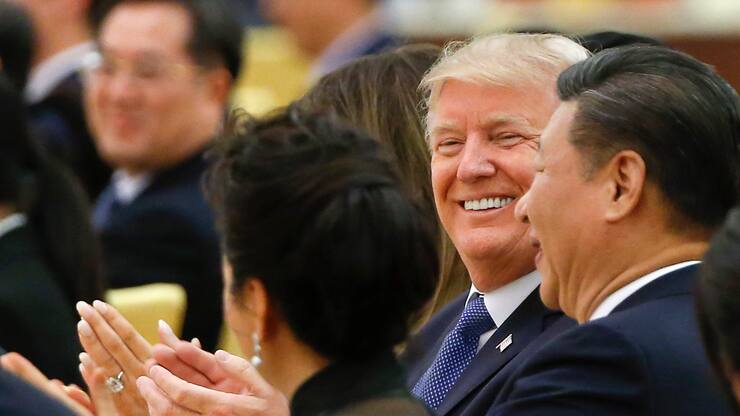 BEIJING, CHINA - NOVEMBER 9:  U.S. President Donald Trump and China's President Xi Jinping attend at a state dinner at the Great Hall of the People on November 9, 2017 in Beijing, China. Trump is on a 10-day trip to Asia.  (Photo by Thomas Peter - Pool/Getty Images)