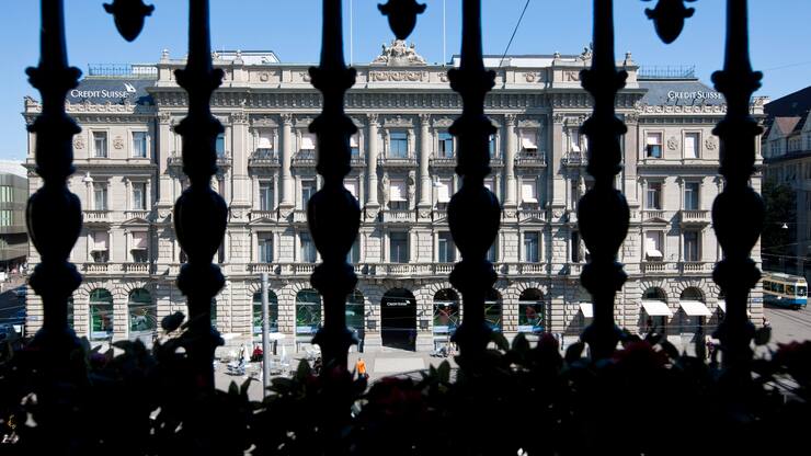 Der Hauptsitz der Credit Suisse am Paradeplatz, am Donnerstag, 8. Juli 2010 in Zuerich. (KEYSTONE/Alessandro Della Bella)