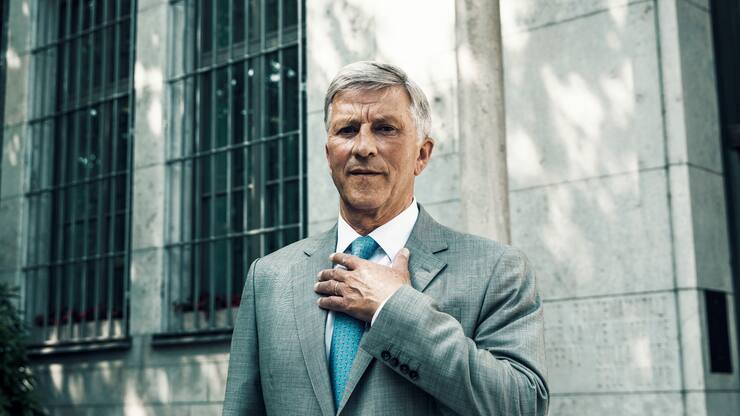 Rolf Hugo DÃ¶rig ist ein Schweizer Manager. Er ist VerwaltungsratsprÃ¤sident der Swiss-Life-Gruppe und der Adecco, fotografiert am Dienstag (22.05.18) im Hauptsitz der Swiss-Life am General-Guisan-Quai 40 in ZÃ¼rich fÃ¼r ein InterviewgesprÃ¤ch. Foto: Sebastian Magnani