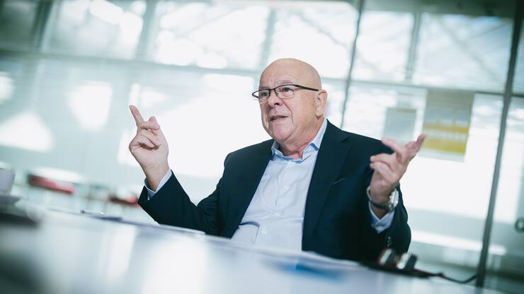 Foto: Thomas Meier. Zug, 30.10.20. Interview mit Beat Hess, VRP LafargeHolcim.