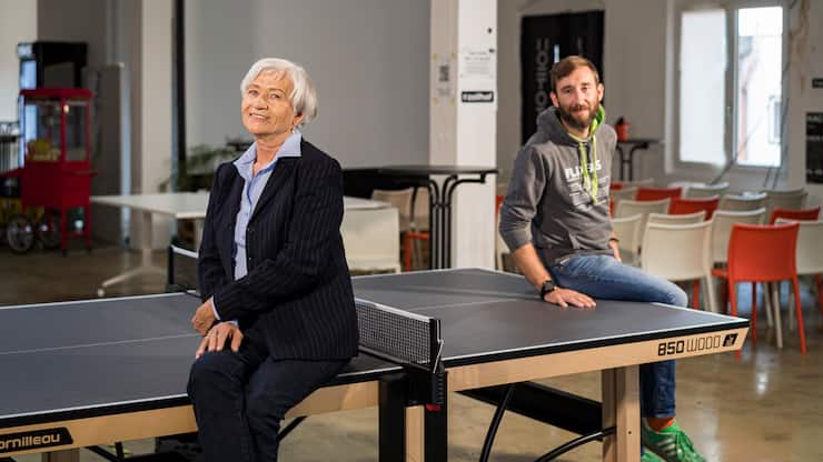 Ein Portrait von einem der Flixbus GrÃ¼nder Daniel Krauss und seiner Mutter in den Raumen des Zollhof/Flixbus. Aufgenommen am 27. September 2019.