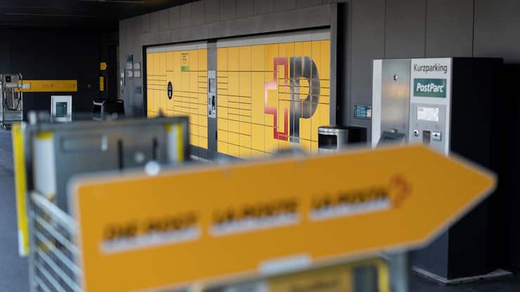 Post-Chef Roberto Cirillo und sein Kommunikator Alexander Fleischer haben sich getrennt.