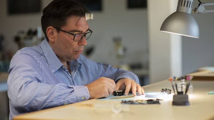 Patrick Ulm ist Fan von Agatha Christie. Und so fiel der Startschuss für das Uhrenprojekt Patrick Ulm in ihrem Ferienhaus.