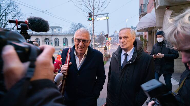 Pierin Vincenz vor dem Gerichtsprozess im Volkshaus in Zürich