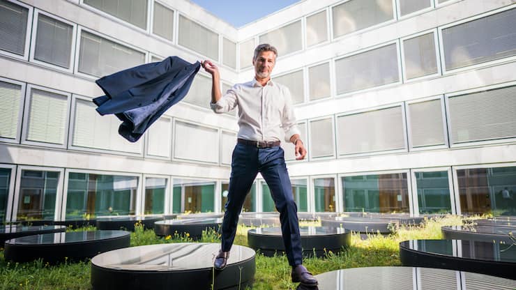 Der Neue ZKB CEO, Urs Baumann, in action im ZKB Hauptquartier 