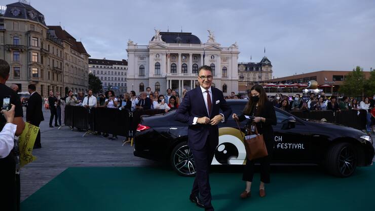 ZURICH, SWITZERLAND - SEPTEMBER 25:  Christian Jungen (Artistic Director ZFF) arrives ahead of the  ZFF Golden Icon Award  and "Casino" screening during the 17th Zurich Film Festival at Kino Corso on September 25, 2021 in Zurich, Switzerland (Photo by Andreas Rentz/Getty Images for ZFF)