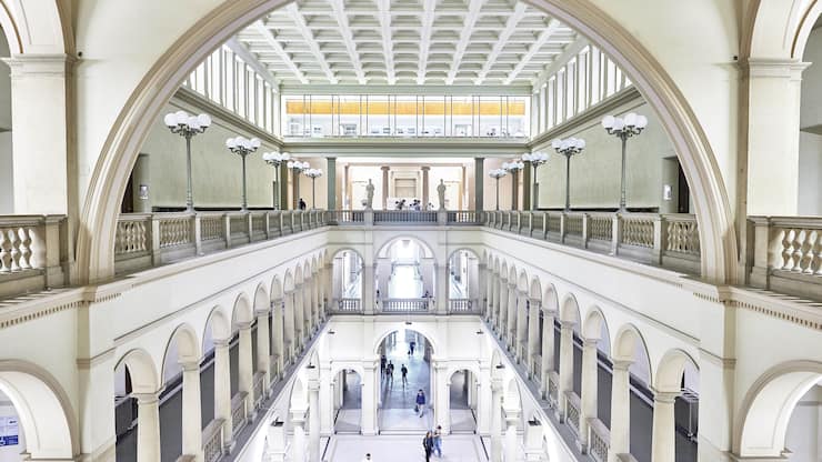 Halle des ETH-Hauptgebäudes an der Rämistrasse in Zürich.