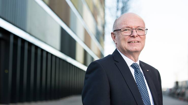 Vincent Ducrot, kÃ¼nftiger CEO SBB, am hauptsitz in bern