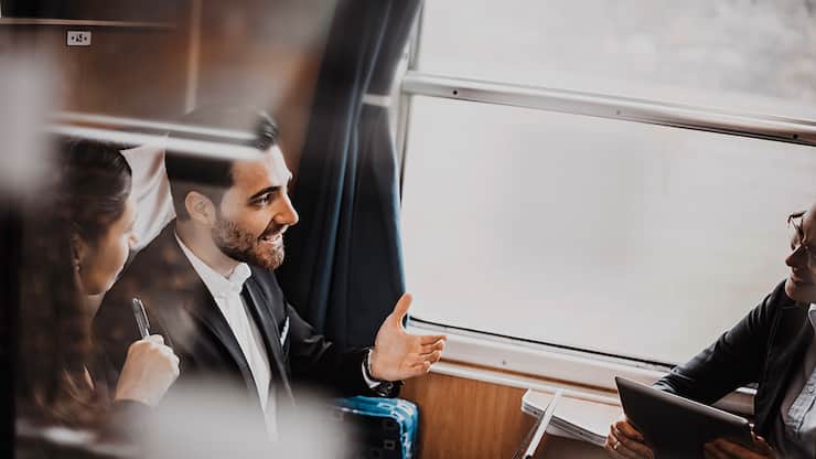 Geschäftsmann im Zug