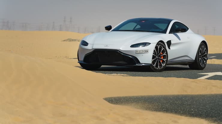Aston Martin Vantage