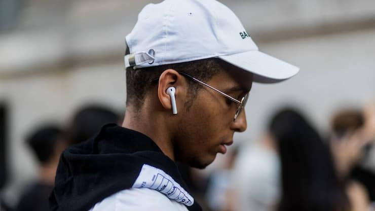 Apple_AirPods.jpg