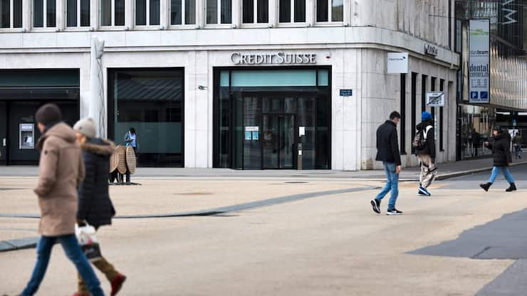 Die Credit Suisse Filiale in Biel, am Sonntag, 2. April 2023. (KEYSTONE/Peter Klaunzer)