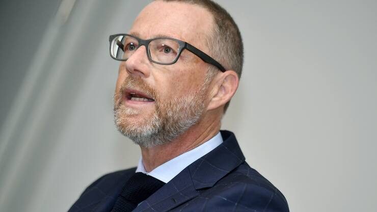 Heinz Huber, CEO Raiffeisen an der Bilanzmedienkonferenz in Zureich am Freitag, 1. Maerz 2019. (KEYSTONE/Walter Bieri)