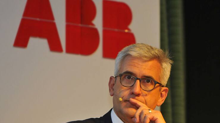 NEW DELHI, INDIA - NOVEMBER 4: Ulrich Spiesshofer, Chief Executive Officer and Member of the Group Executive Committee of ABB Ltd., Switzerland, during a media interaction at Manekshaw Centre, Dhaula Kuan on November 4, 2015 in New Delhi, India. (Photo by Vipin Kumar/Hindustan Times via Getty Images)