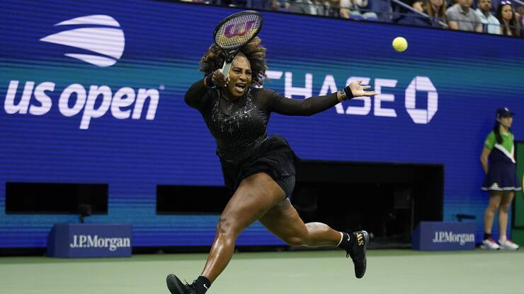 Serena Williams, of the United States, returns a shot to Ajla Tomljanovic, of Austrailia, during the third round of the U.S. Open tennis championships, Friday, Sept. 2, 2022, in New York. (AP Photo/Charles Krupa)