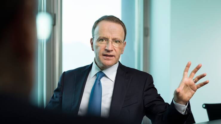 Portrait of Mark Schneider, CEO Nestle, taken at the headquarters of Nestle in Vevey, Canton Vaud, Switzerland, on August 17, 2018. (KEYSTONE/Gaetan Bally)Mark Schneider, CEO Nestle, portraitiert am 17. August 2018 am Haupsitz von Nestle in Vevey. (KEYSTONE/Gaetan Bally)